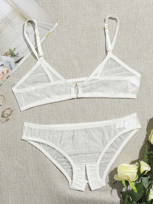 Mesh Fabric French-Style Lightweight Lace Lingerie Set